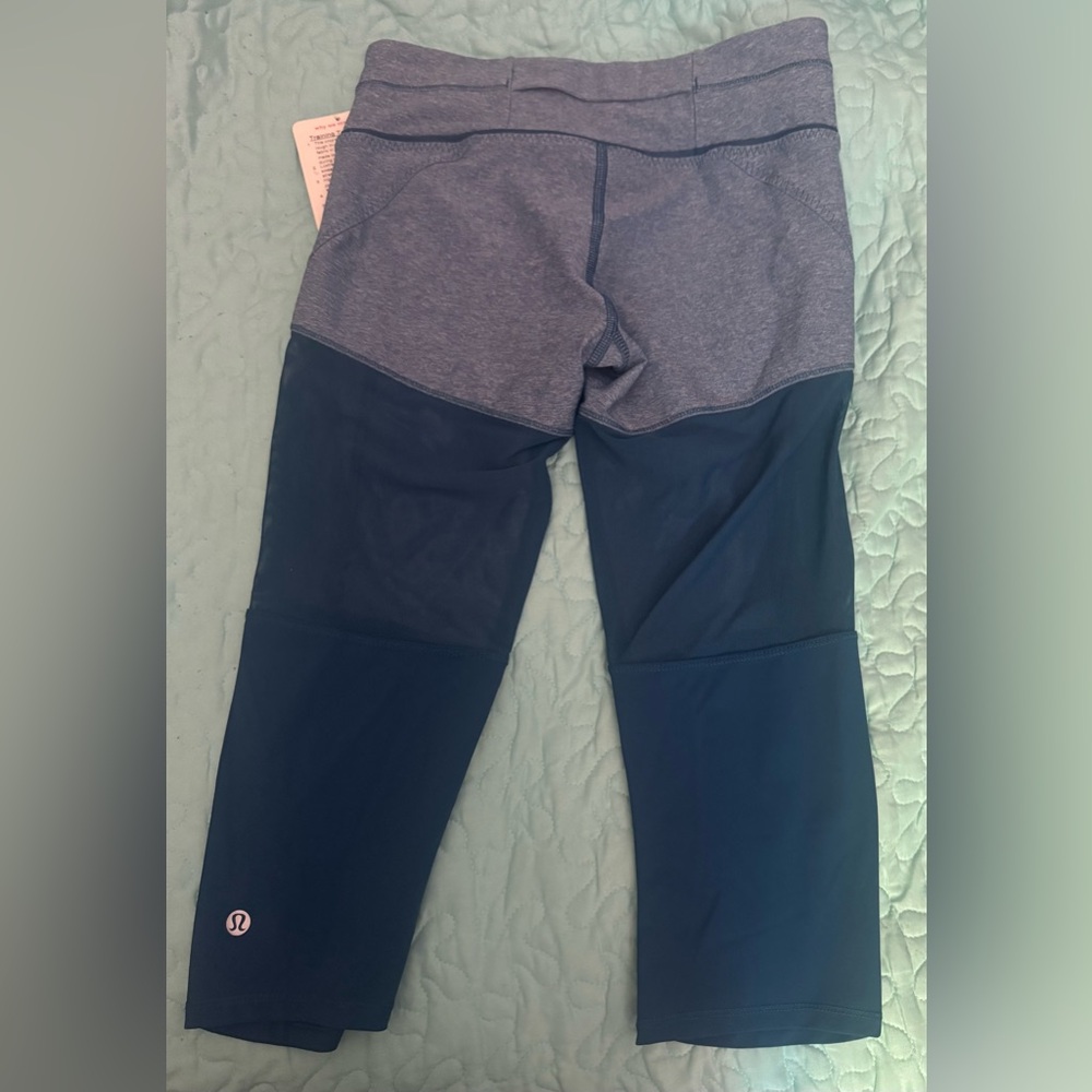 Lululemon Capri Leggings NWT SZ 4 - Picture 2 of 3